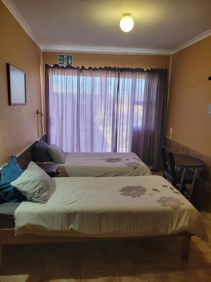 Skippers Backpackers Cc Walvis Bay Dış mekan fotoğraf