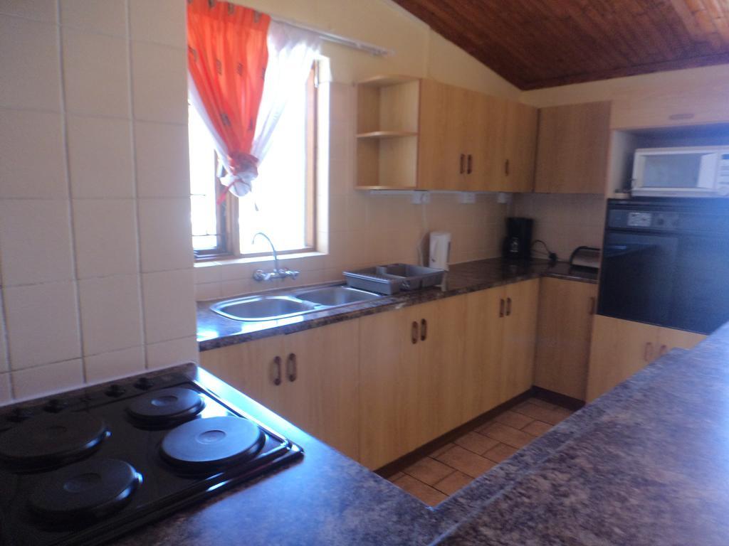 Skippers Backpackers Cc Walvis Bay Dış mekan fotoğraf